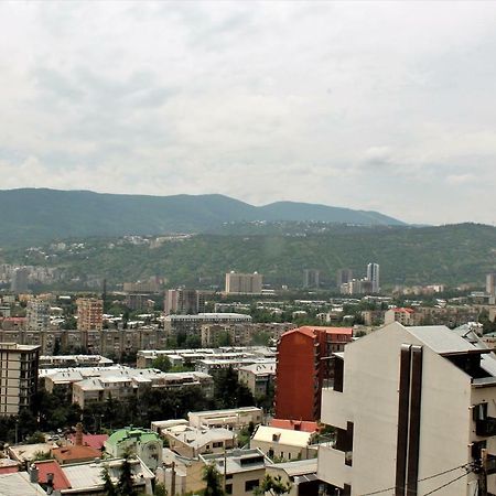 Panorama Eco-Hotel 第比利斯 外观 照片