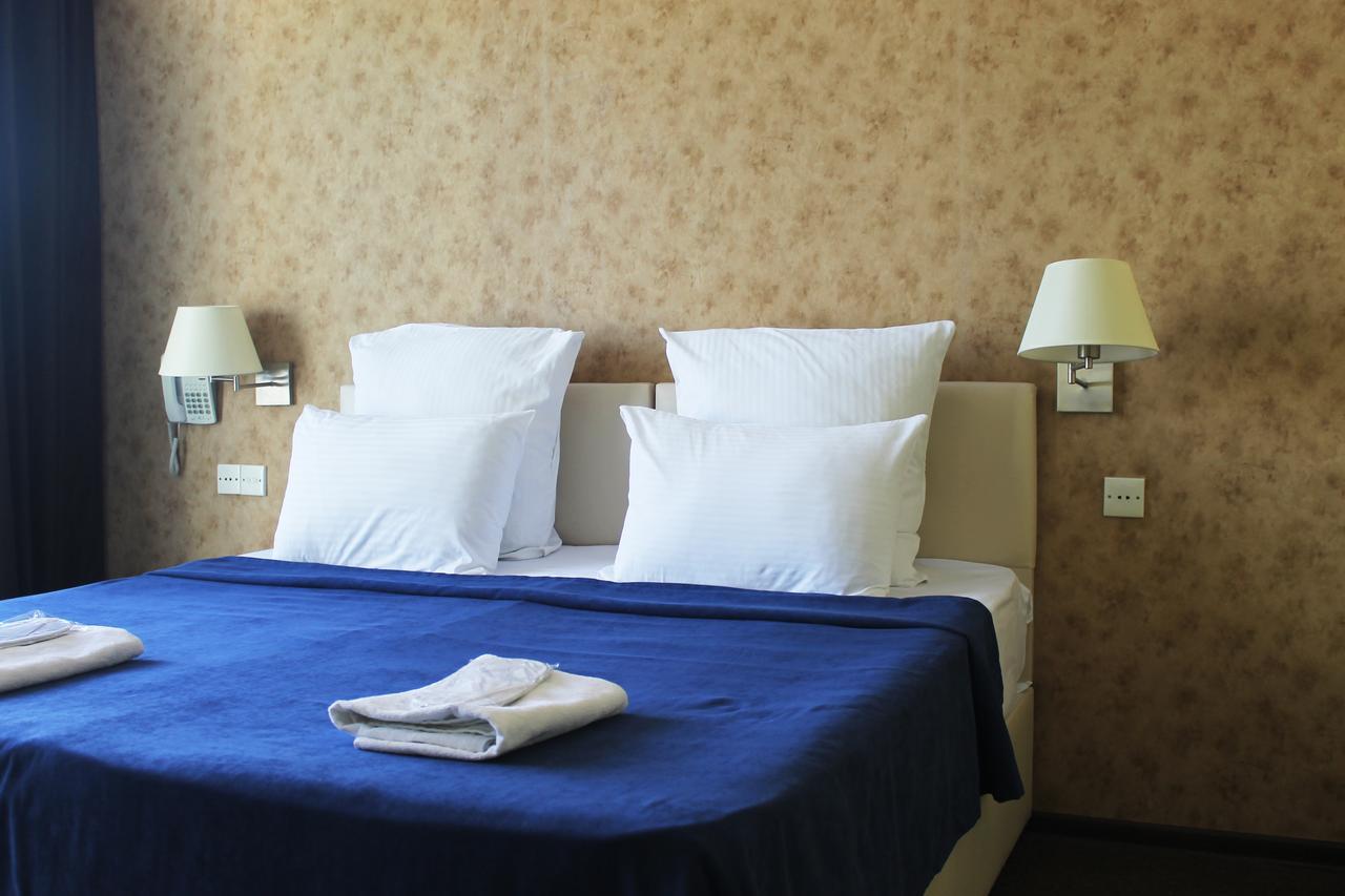 Panorama Eco-Hotel 第比利斯 外观 照片