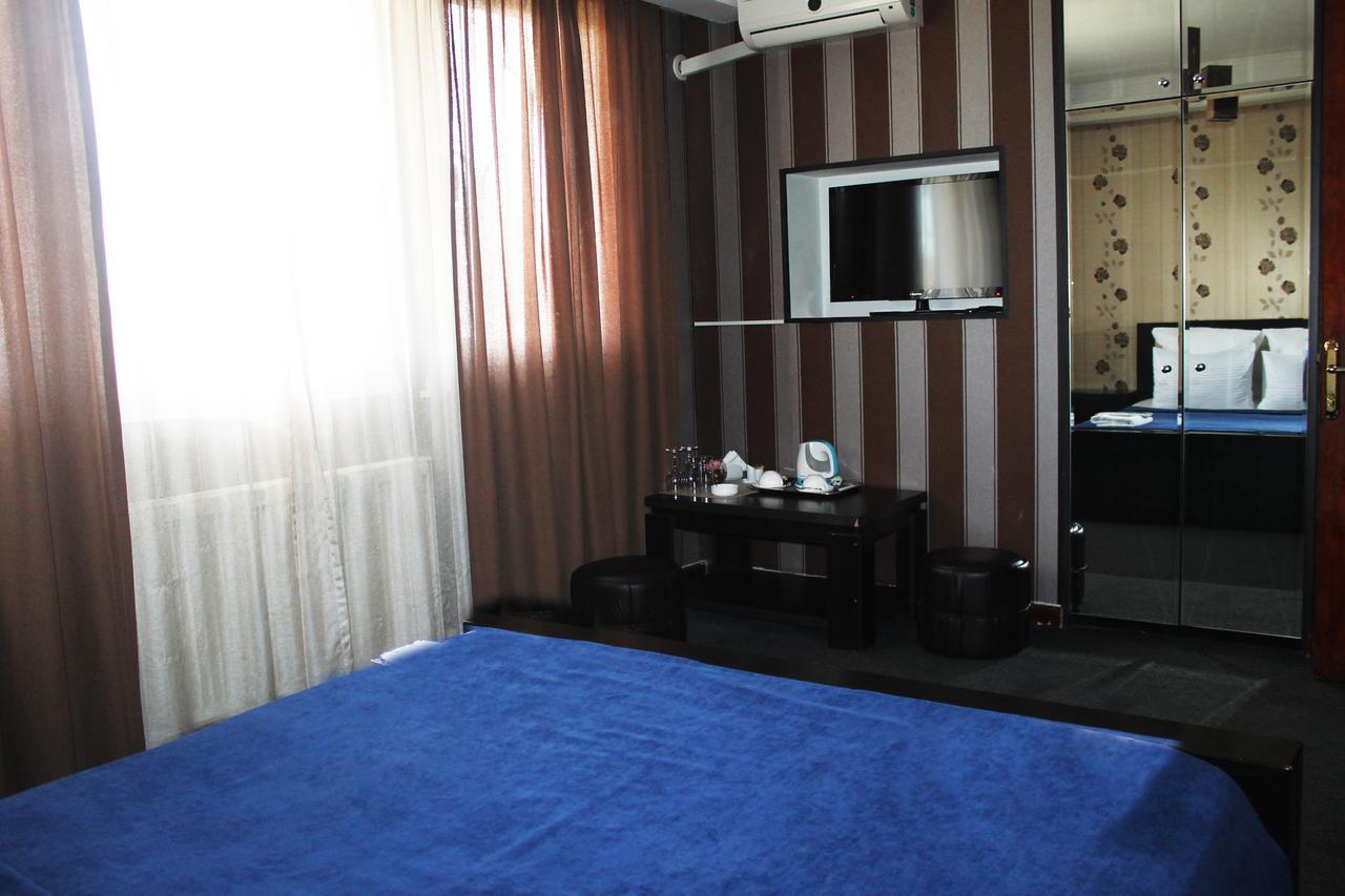 Panorama Eco-Hotel 第比利斯 外观 照片