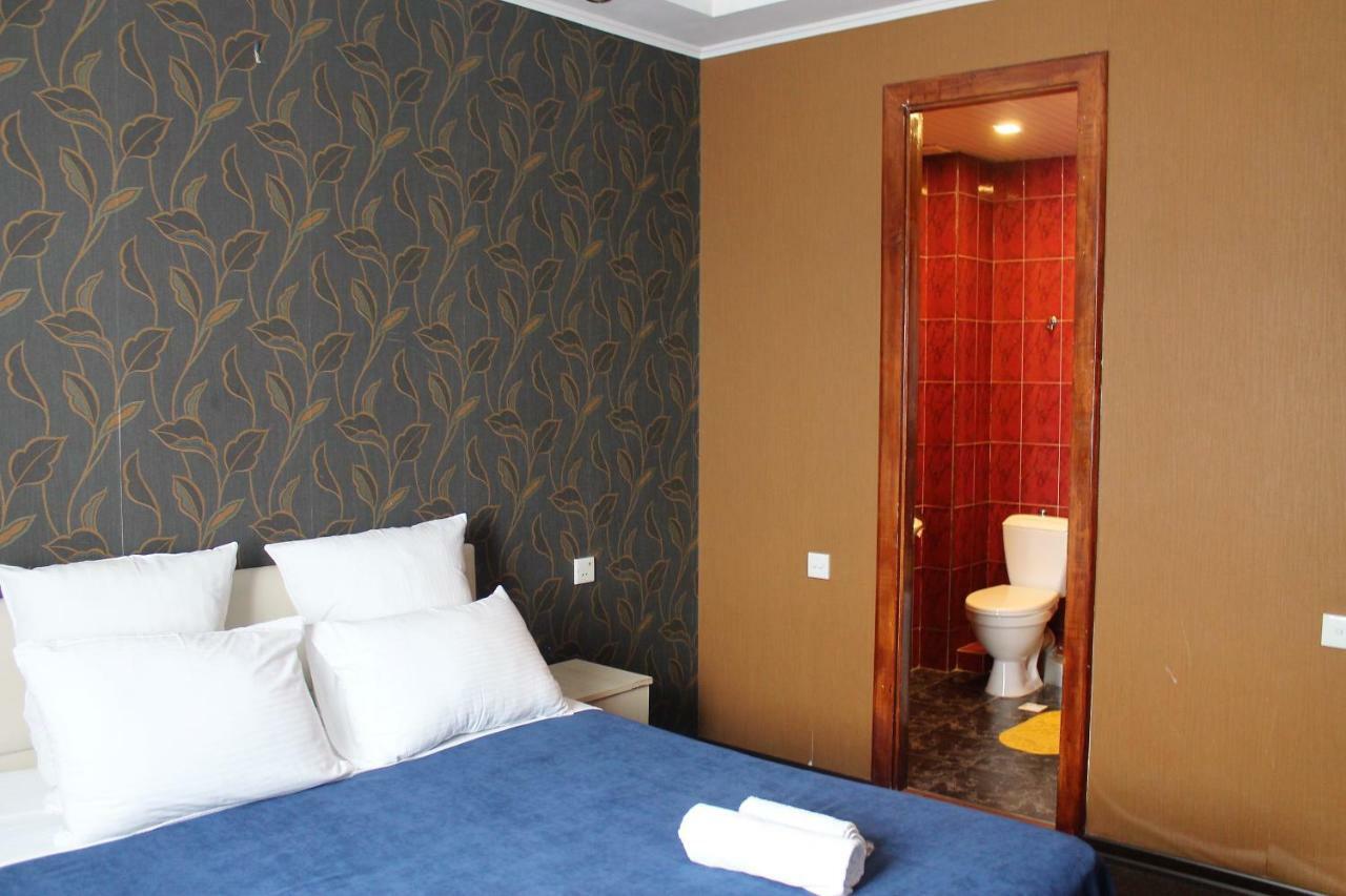 Panorama Eco-Hotel 第比利斯 外观 照片
