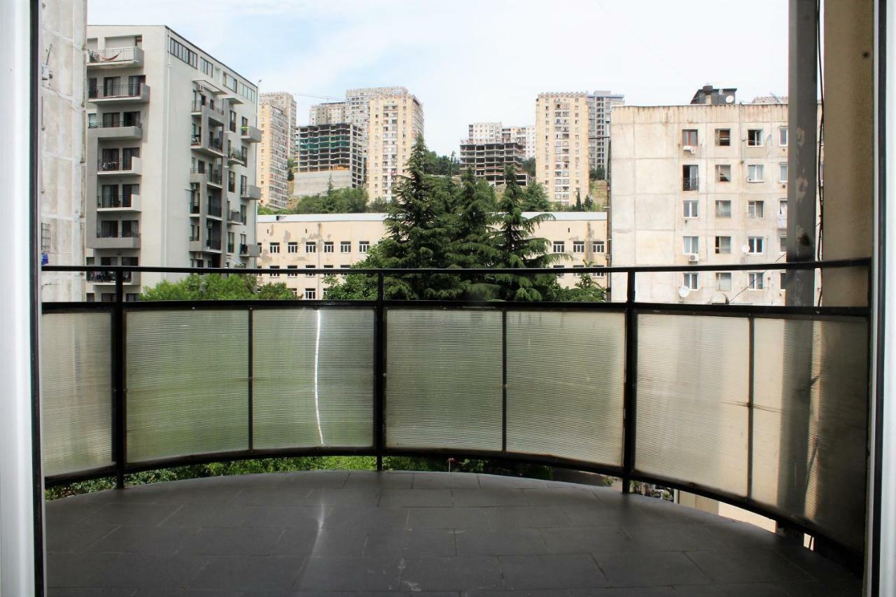Panorama Eco-Hotel 第比利斯 外观 照片