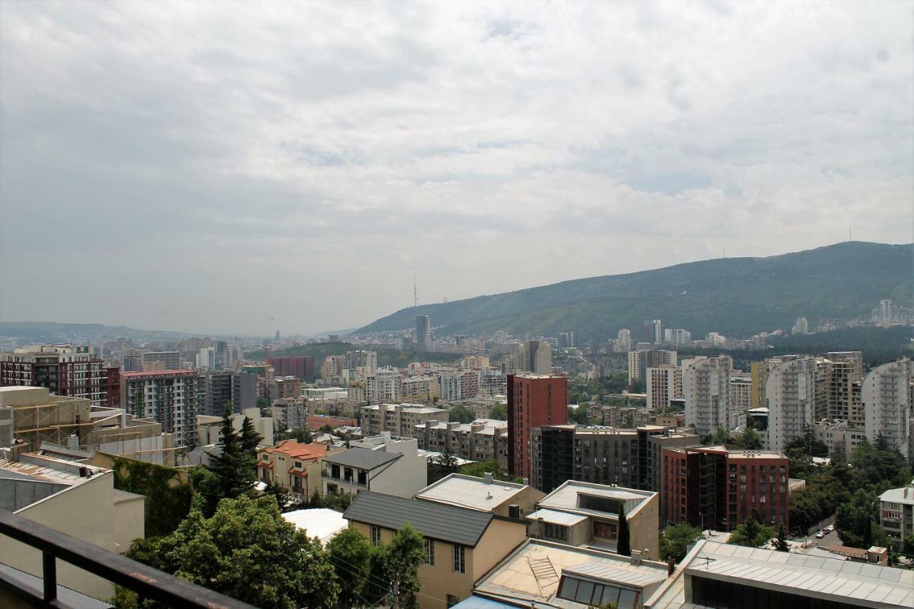 Panorama Eco-Hotel 第比利斯 外观 照片